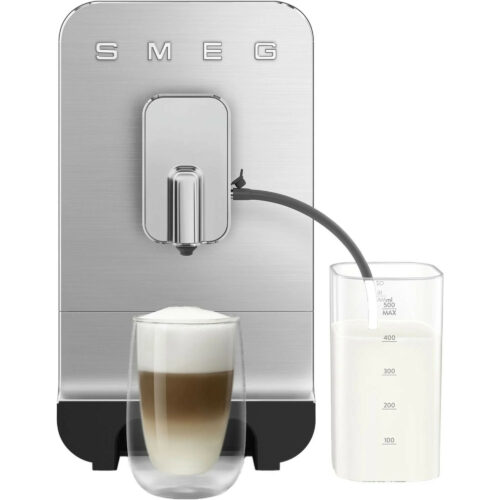 Smeg BCC02 Helautomatisk Espressomaskin